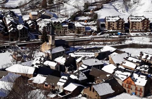 Isil Ski Chalet | Acogedora casita en el Pallars