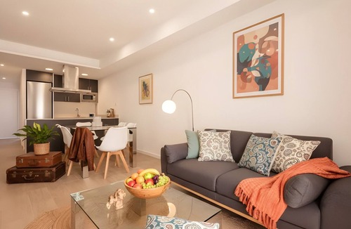 La Ribera Apartment | Acomodis Apartments - Cozy 18-BR GroupFlat 12-Baths in Barcelona Center max 36