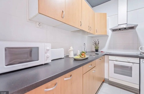 La Nova Esquerra de l'Eixample Apartment | Acomodis Apartments - Cozy 36-bedroom GroupFlat 18-Baths Barcelona Eixample 70 p