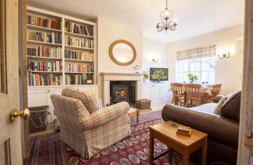 Skipton House | Acorn Cottage