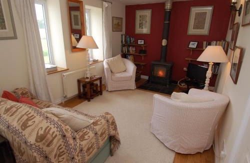 Bruton House | Acorn Cottage