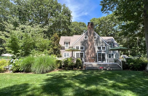 Sagaponack House | ACORN HOUSE. Stay in Architect & Designer's country house.