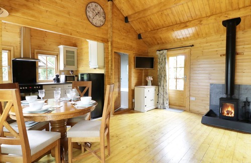 Saxmundham Cottage | Acorn Lodge