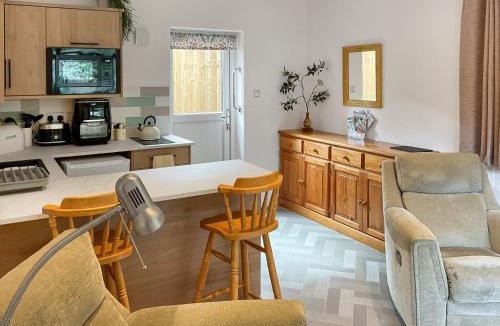 Bromyard House | Acorns At Oaklands