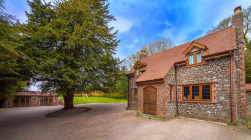 Lulsgate Bottom House | Acorns Old Farm