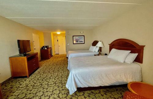 Chinatown Hotel | ACP Hotel Houston Westchase, MOD Collection by Sonesta