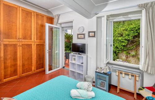 Marina Grande Bed & Breakfast | Acquaviva 31