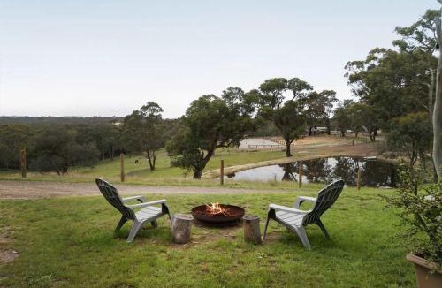 Kangaroo Ground House | Acre Away by Tiny Away