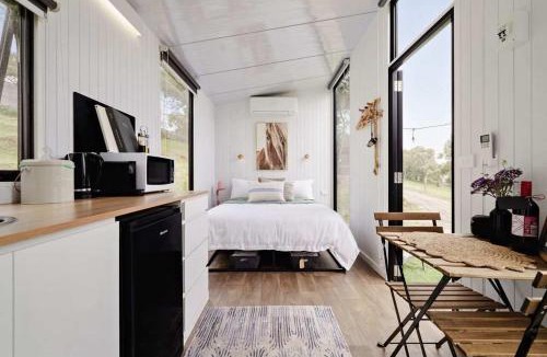 Kangaroo Ground House | Acre Away by Tiny Away