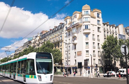 Quartier du Petit-Montrouge Hotel | Acropole Paris