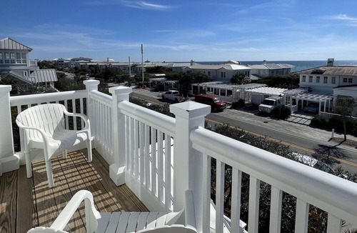 Seaside Cottage | ACROSS FROM BEACH IN SEASIDE, STUNNING GULF VIEWS FROM TOWER, Propinquity