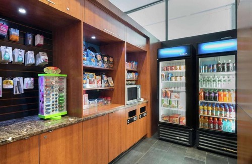 Chinatown Hotel | Across Pennsylvania Convention Center + Breakfast