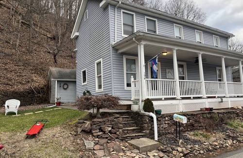 Milford House | Across the street from the Delaware River! Walk to Main Street of Milford NJ!