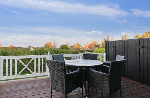 Store Kongsmark House | Active Coastal Holiday In Cozy Cottage