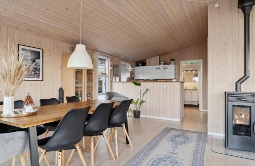 Store Kongsmark House | Active Coastal Holiday In Cozy Cottage