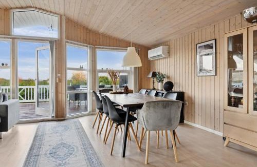 Store Kongsmark House | Active Coastal Holiday In Cozy Cottage