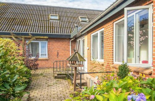 Bording House | Activity House in the Middle of Bording