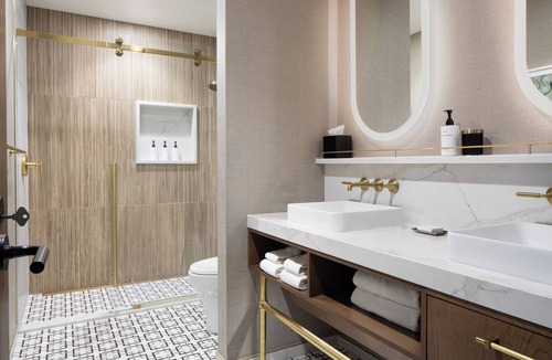 Forest Hills Hotel | Ada Hotel