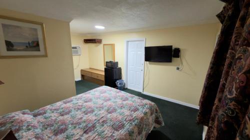 Ada Hotel | Ada Inn & Suites