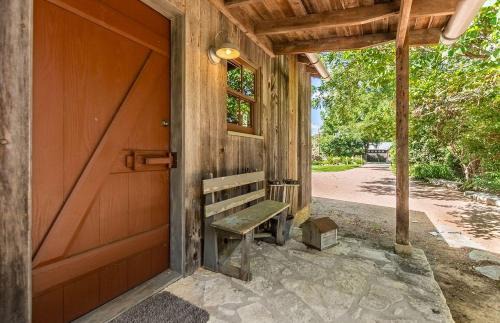 Fredericksburg House | Ada's Peach Street Hideaway