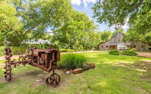Fredericksburg House | Ada's Peach Street Hideaway