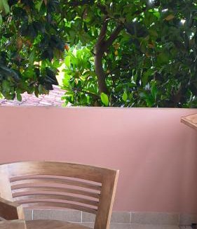 Pleret Bed & Breakfast | Ada Waktu Homestay