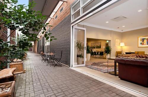 Adelaide Central Business District Hotel | Adabco Boutique Hotel Adelaide