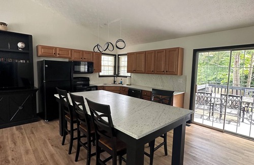 Adairsville House | Adairsville Charm