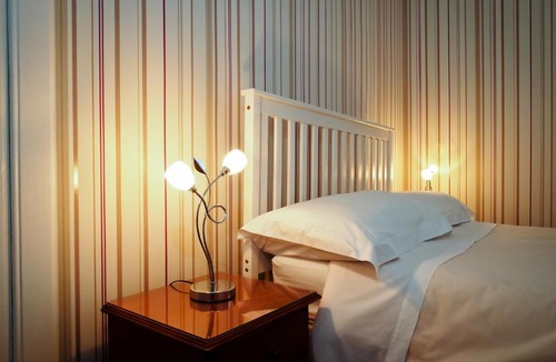 Perth House | Adam Guest House