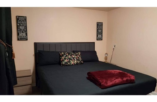 Niagara Falls House | Adam Hospitality's Accommodation