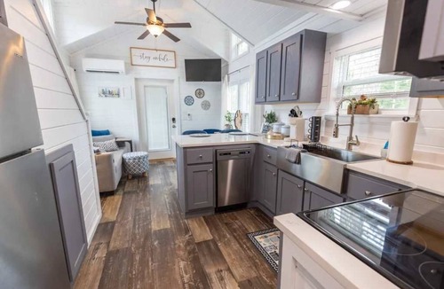 Dover Cottage | Adam & Shirley's Place 109