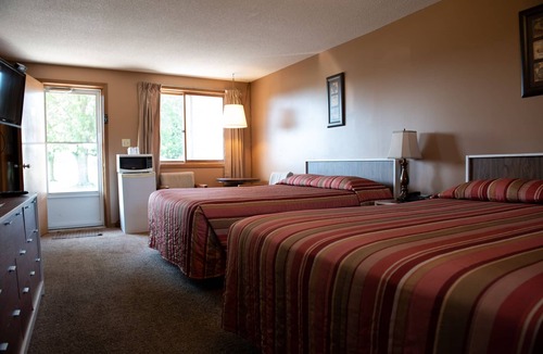 Ruthven Hotel | Adams Golden Acres Motel