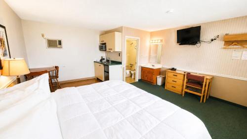 Sault Ste. Marie Hotel | Adams Motel
