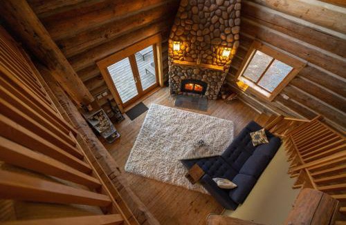 The Dalles House | Adams Rest
