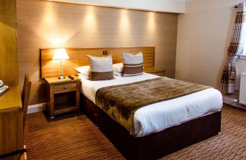 Crossford Hotel | Adamson Hotel