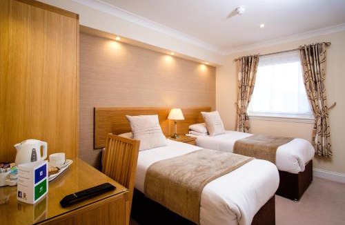 Crossford Hotel | Adamson Hotel