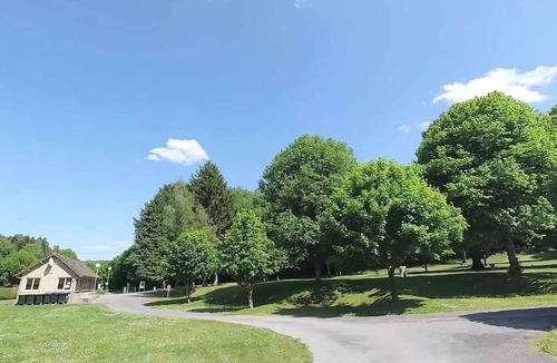 La Chapelle-Taillefert Ski Chalet | Adapted chalet Summar