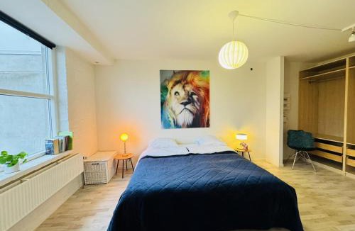 Vodskov Apartment | aday - 5 bedrooms modern living apartment in Langholt