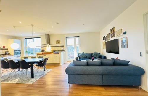 Vodskov Apartment | aday - 5 bedrooms modern living apartment in Langholt