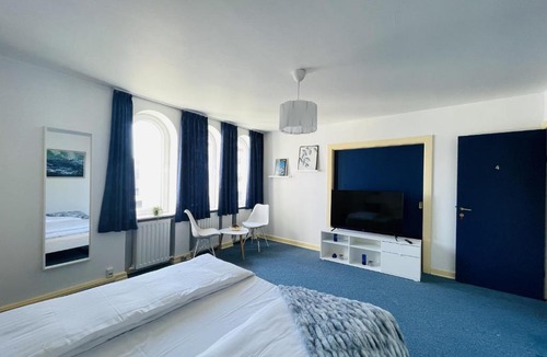 Frederikshavn House | aday - Blue-Sky room