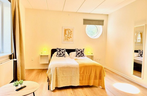 Aalborg Apartment | aday - Bright Sunny Studio Apartment
