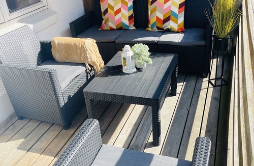 Hjørring Apartment | aday - Central Terrace Apartment in Hjørring