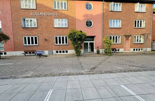 Aalborg Apartment | aday - Charming and Bright Studio Apartment