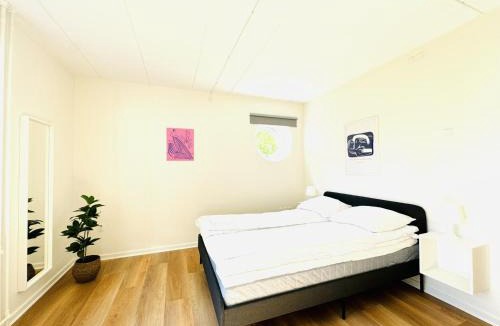 Aalborg Apartment | aday - Charming and Bright Studio Apartment