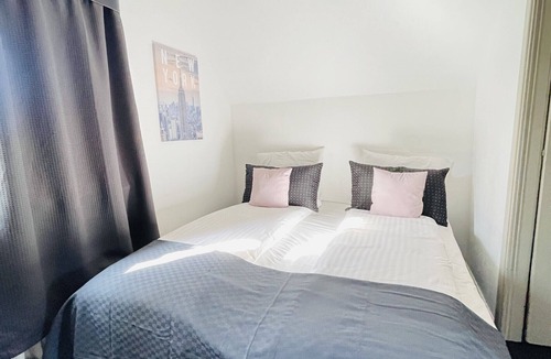 Frederikshavn Bed & Breakfast | aday - Frederikshavn City Center - Room 2