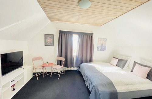 Frederikshavn Bed & Breakfast | aday - Frederikshavn City Center - Room 2