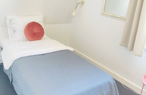 Frederikshavn Bed & Breakfast | aday - Frederikshavn City Center - Single room