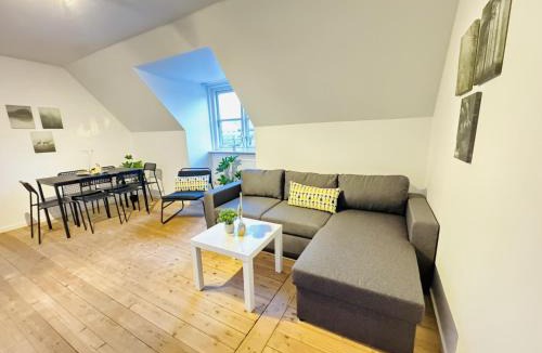 Aalborg Midtby Apartment | aday - Starlight 2 bedrooms Apartment in the Heart of Aalborg