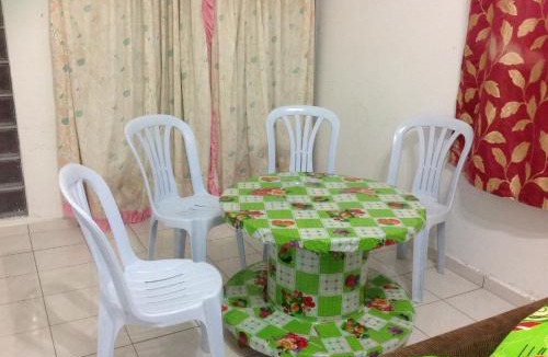 Bukit Kuang House | Addeen homestay