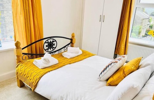 Addingham House | Addingham Duplex ** Sleeps 5 **